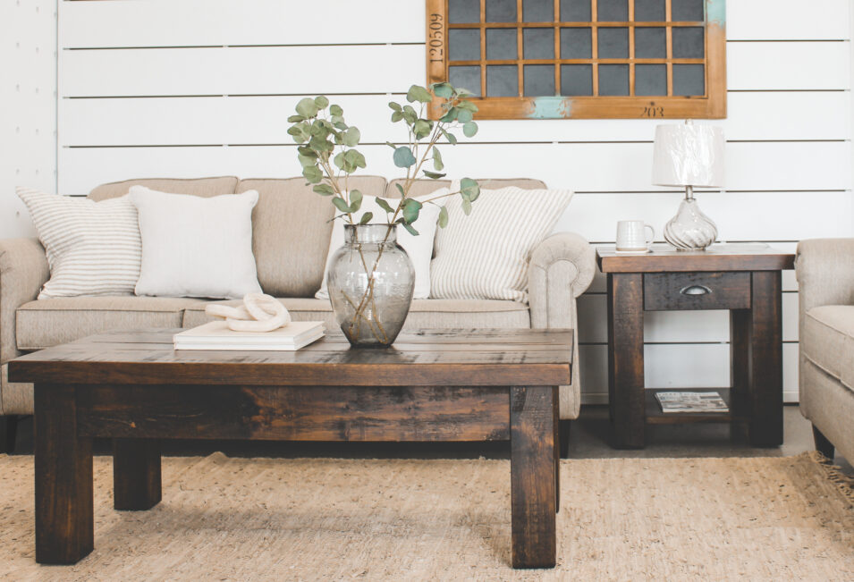 Mennonite Wood Furniture Store near Kitchener Waterloo Millbank
